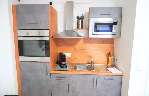 Holsterhausen Apartment | Living-Life, Klinik & Messe vor Ort, Wlan, Netflix