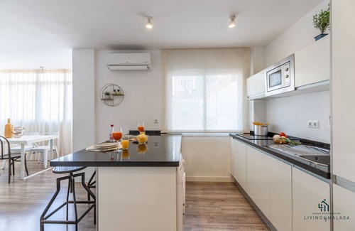 Perchel Sur Apartment | Living4malaga Sea Breeze Apartment