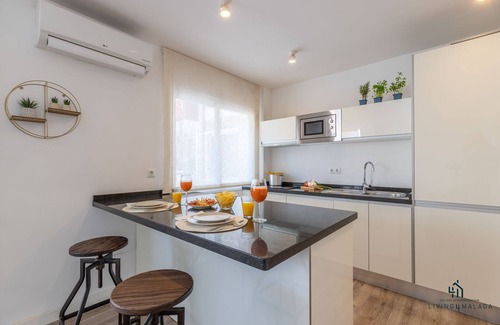 Perchel Sur Apartment | Living4malaga Sea Breeze Apartment
