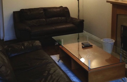 Livingston Apartment | Livingston Ideal Commuter Townhouse