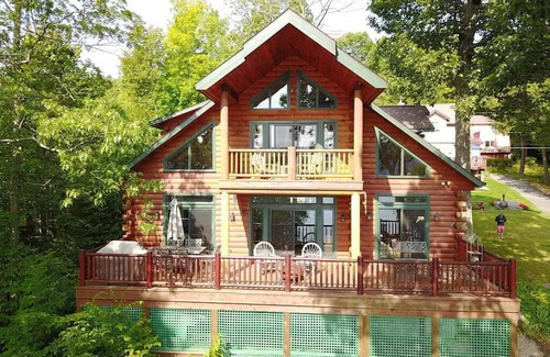 Bolton Landing House | Lk George lake view luxury log cabin. Ski Gore!