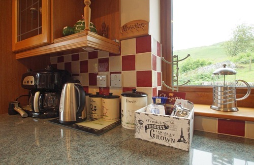 Cwrt House | Llidiart y Llyn - Three Bedroom House, Sleeps 6
