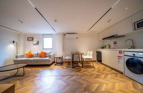 East Huanshi Road Hotel | LN Residece Taojin