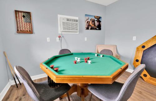 Lynn Haven House | Loaded House and Guest House w Game Room Gym