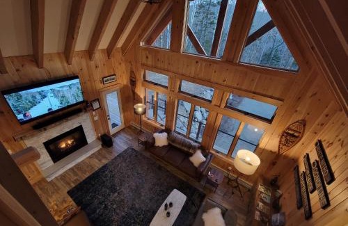 Carrabassett Valley Ski Chalet | Loafers' Lodge