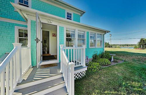 Prospect Harbor House | Lobster Cottage