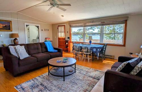Hancock House | Lobster Pound Beach House