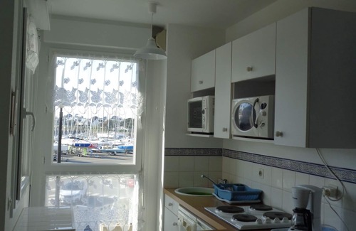 Arzon Apartment | Loc Appart Arzon 2 Rooms 39m2 sunny. View of Port Du Crouesty - with bikes