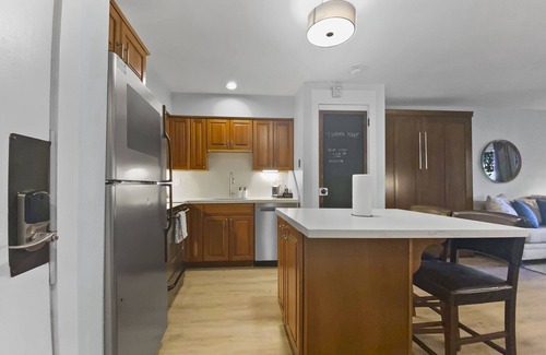North Park City Apartment | Local's Favorite Ski-In Ski-Out Snowflower Studio with Pool, Hot Tub, and Gym!17