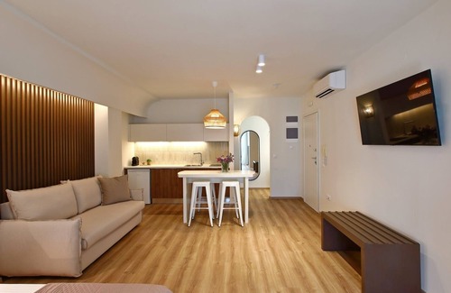 Nea Moudania Hotel | Local Suites 2 - Nea Moudania