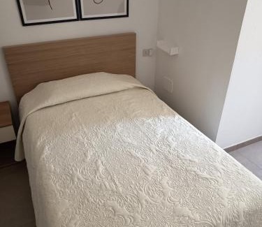 Donoratico Hotel | LOCANDA Roma sleep & food