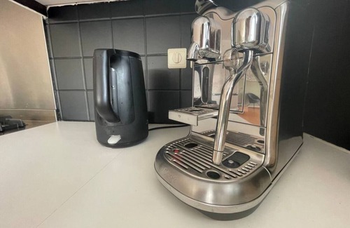 Middelburg Apartment | Located 10 minutes from both the city center, the beach and the picturesque village of Veere.