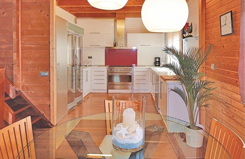 Rio d'Oro House | Located in Calonge, in the heart of the Costa Brava, this spectacular designer villa is equipped wit