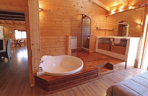 Rio d'Oro House | Located in Calonge, in the heart of the Costa Brava, this spectacular designer villa is equipped wit