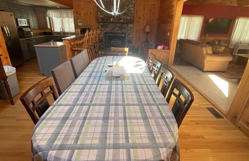 Bridgton Ski Chalet | Located in desirable Knights Hill Association on Moose Pond in Bridgton