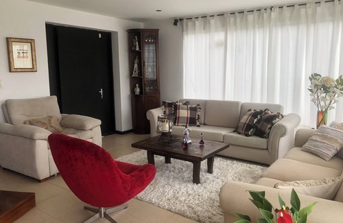 Manizales Bed & Breakfast | located in the countryside just 8 kmt from the city and views of the mountains
