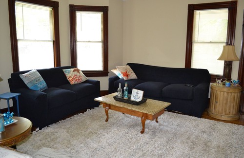 East Marion House | Located in the heart of wine country