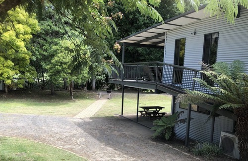 Jamieson House | Located in the heart of Jamieson, Victoria