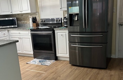 Yankeetown House | Located just across from Withlacoochee River and Marina