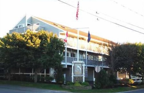 Wells Beach Condo | Located just steps from Wells Beach, Eastwinds 114 is perfect for your getaway.