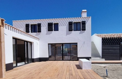Noirmoutier-en-l'Ile House | Location de Vacances D'une Belle Maison Très Confortable Terrasse + Jardin