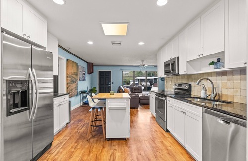 Juno Ridge House | Location Location! Juno Beach, Park your boat!