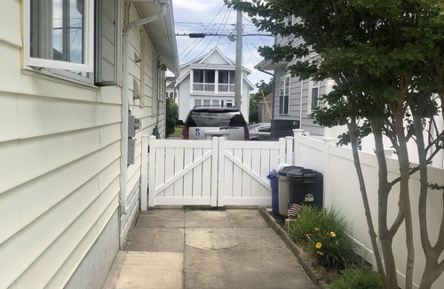 North Wildwood House | Location! Location! Location! North Wildwood and Dog Friendly