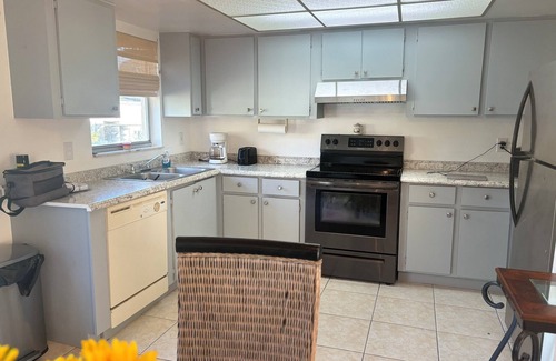 Buena Ventura Lakes House | Location, location! 3-bedroom house in Kissimmee with 5G WiFi, central AC