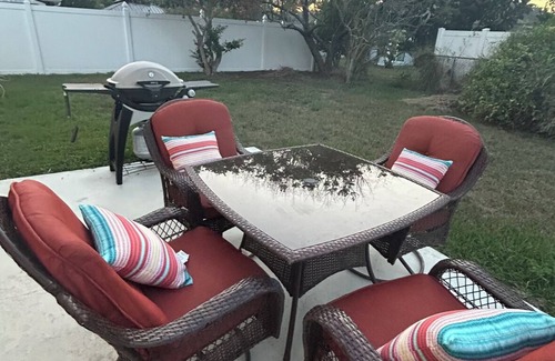Buena Ventura Lakes House | Location, location! 3-bedroom house in Kissimmee with 5G WiFi, central AC