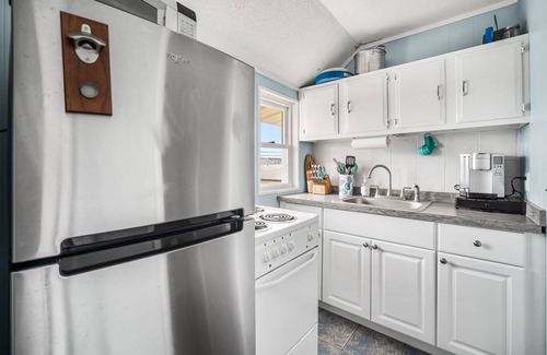 Beach Haven Condo | Location ! Location ! Location! Comfy Condo In Center Of Beach Haven!