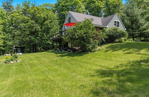 Kerhonkson House | Location location location! Hike into Minnewaska and Mohonk from front door!