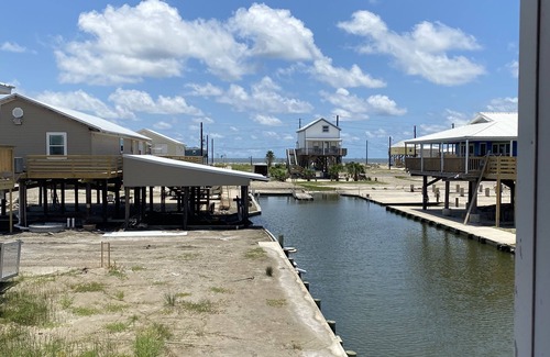 Grand Isle House | LOCATION, LOCATION, TOTALLY RENOVATED, ON THE WATER, TWO 28' COVERED SLIPS