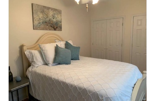 Old Town Apartment | Location! Location! Downtown Bay St Louis.