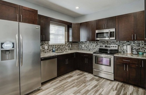 Flagler Village House | Location! - Luxury Family Pool Home