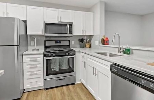 Herndon Apartment | Location | Relaxed | Prime | Suburban | Boutique
