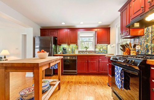 Falmouth House | LOCATION! Summer Dream w/Deck & Sunroom! Sleeps 7!