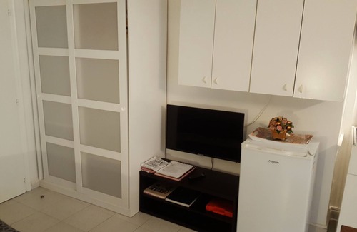 Asti Apartment | Location Turistic Studio Central Sanctuary Park.