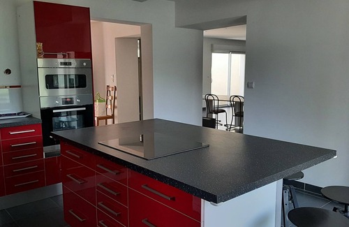 Regusse Villa | Location Villa Avec 2 Appartements Ind, Proche du Lac de Ste Croix et du Verdon