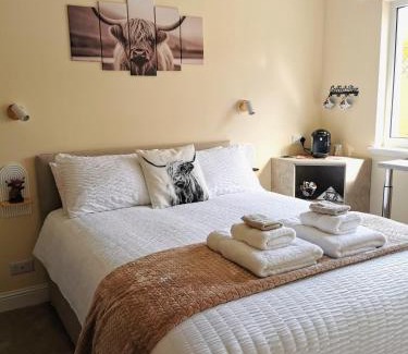 Eyre House | Loch Eyre Oasis