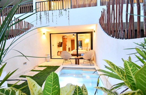 La Veleta Condo | Loch Tulum by The Spot Rentals