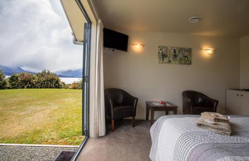 Te Anau Bed & Breakfast | Loch Vista Bed & Breakfast