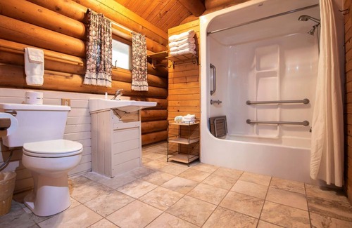 Idaho County Hotel | Lochsa Lodge Resort