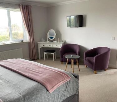 Eyre Apartment | Lochview Chalet