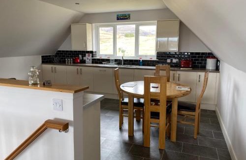 Eyre Apartment | Lochview Chalet