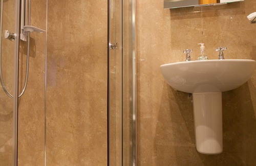 Fort William House | Lochview Guest House