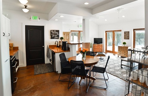 Divide Apartment | Locked off Apartment with private outdoor hot tub! Located on 35 acre ranch.