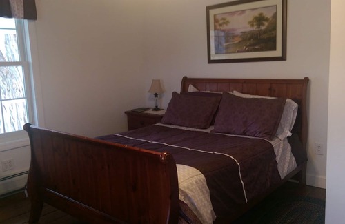 North Canaan Bed & Breakfast | Locust Tree Bed and Breakfast LLC