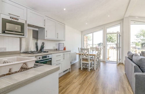 Errol Cottage | LODGE 16 - THE ERICHT (FAMILY), family friendly in Errol
