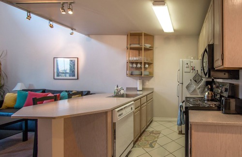 Hood River Condo | Lodge 27 Roomy Condo with Gear Storage Onsite by RedAwning