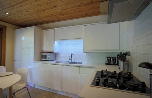Liverton Cottage | LODGE 68 - FERN GULLY, family friendly, with pool in Chudleigh